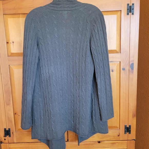 Cashmere sweater - Picture 3 of 3